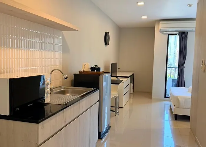Lkn Grand Ratchatewi Apartment
